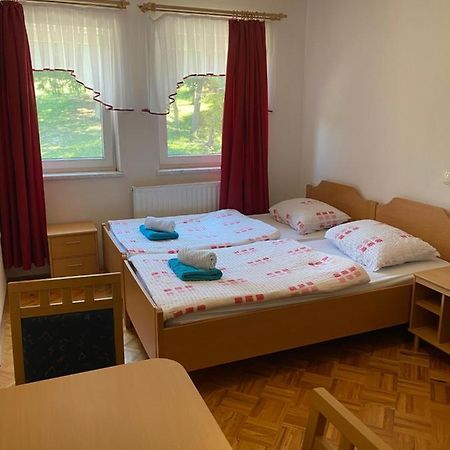Kmetija Knavs Villa Nova Vas  ภายนอก รูปภาพ